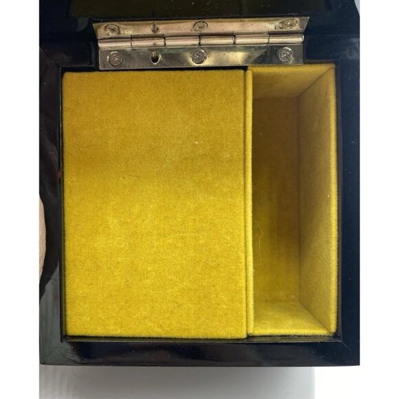 Vintage Westland Original Music Jewelry Box Bird Japan Edelweiss Tested Working - Picture 5 of 16